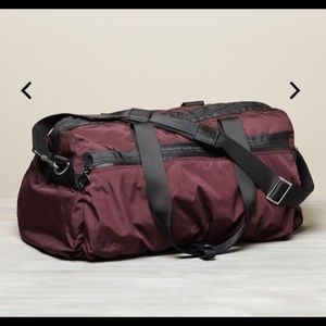 Fabletics the Flex gym bag
